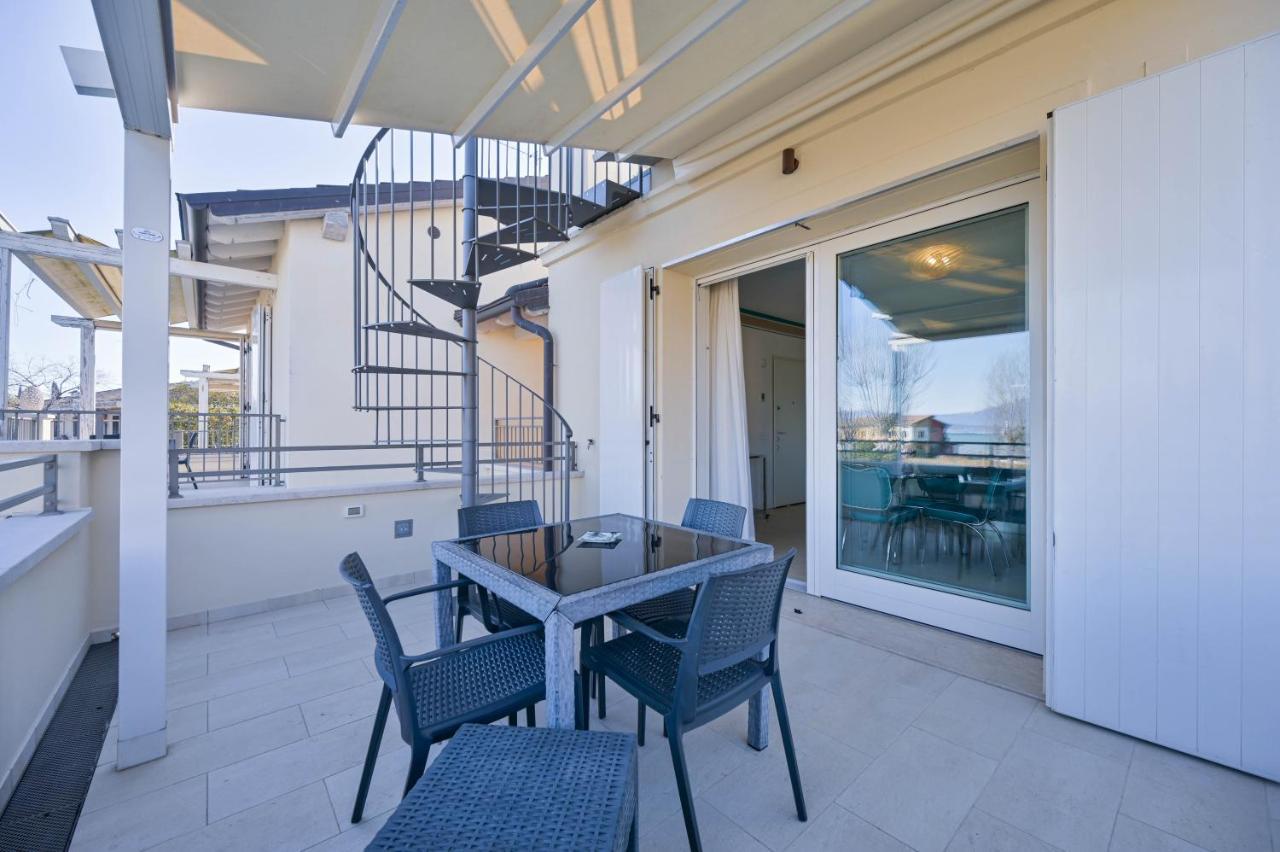 Villa Onofria Sirmione Buitenkant foto