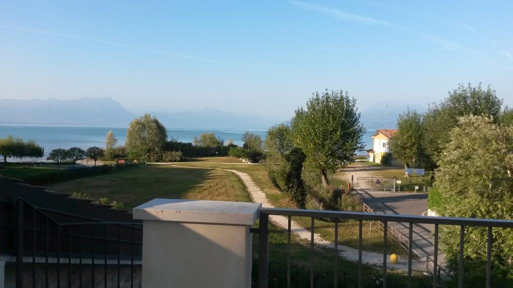 Villa Onofria Sirmione Buitenkant foto