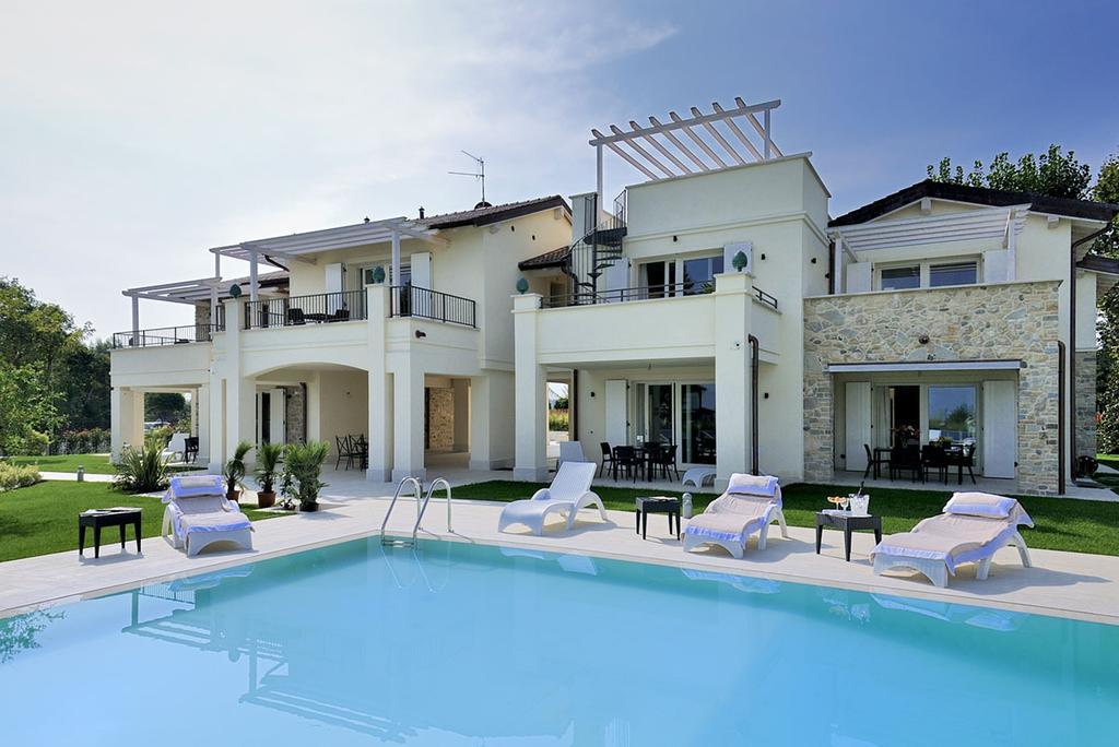 Villa Onofria Sirmione Buitenkant foto