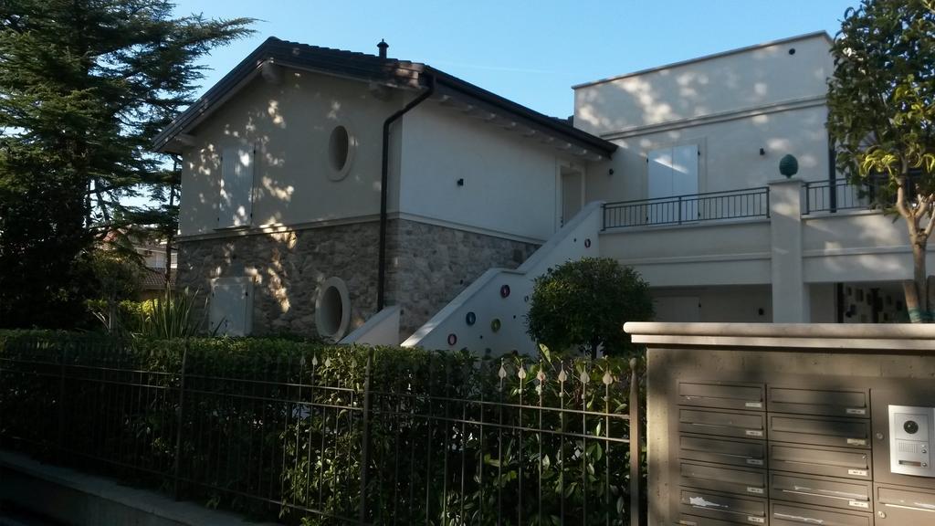 Villa Onofria Sirmione Buitenkant foto