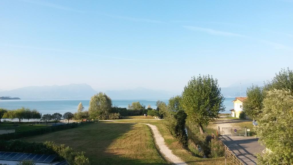 Villa Onofria Sirmione Buitenkant foto