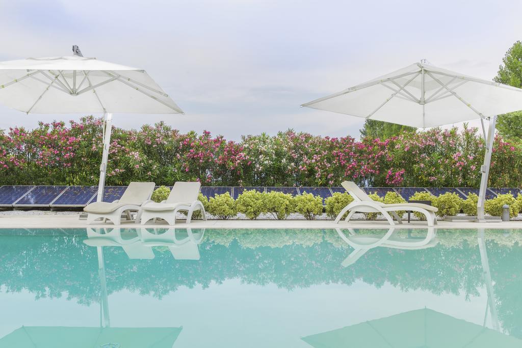 Villa Onofria Sirmione Buitenkant foto